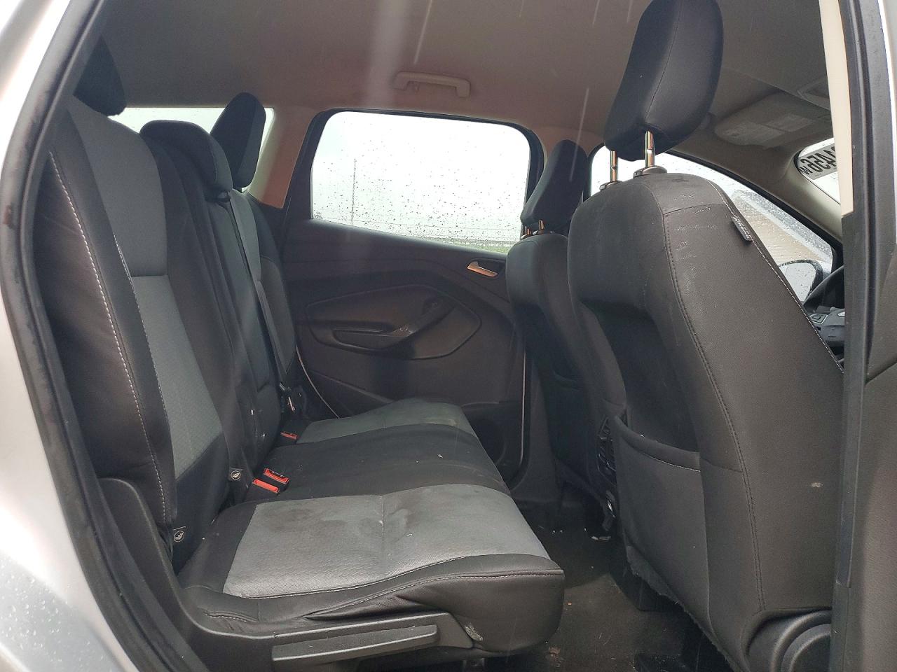 2019 FORD ESCAPE SE photo 31