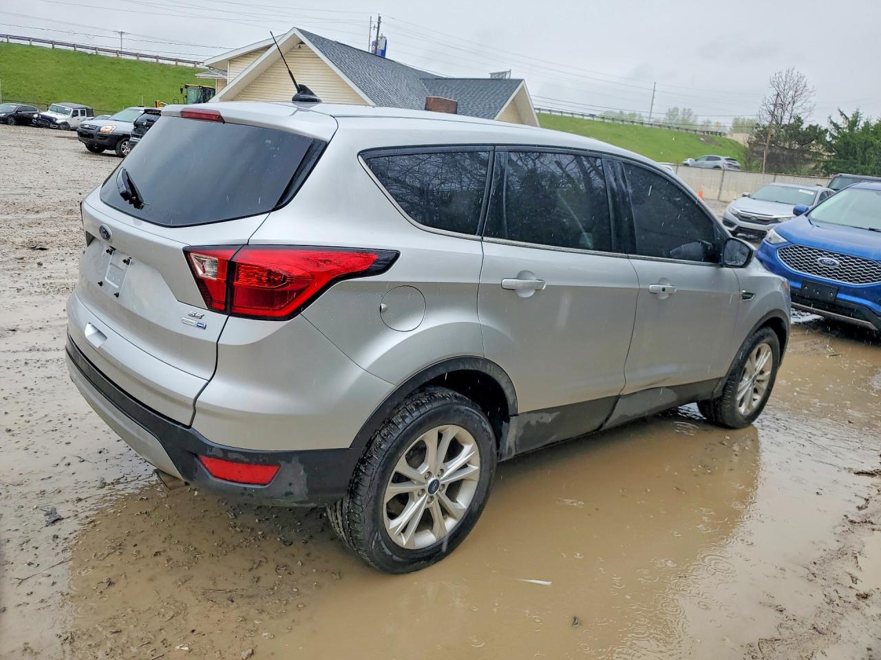 2019 FORD ESCAPE SE photo 7