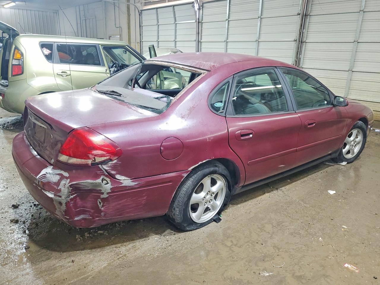2004 FORD TAURUS SES photo 3