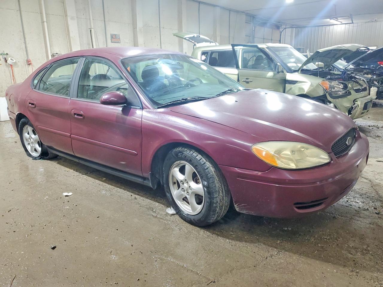 2004 FORD TAURUS SES photo 4