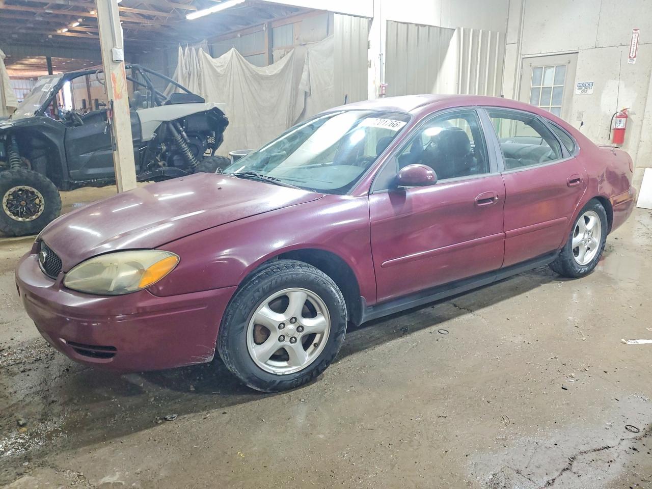 2004 FORD TAURUS