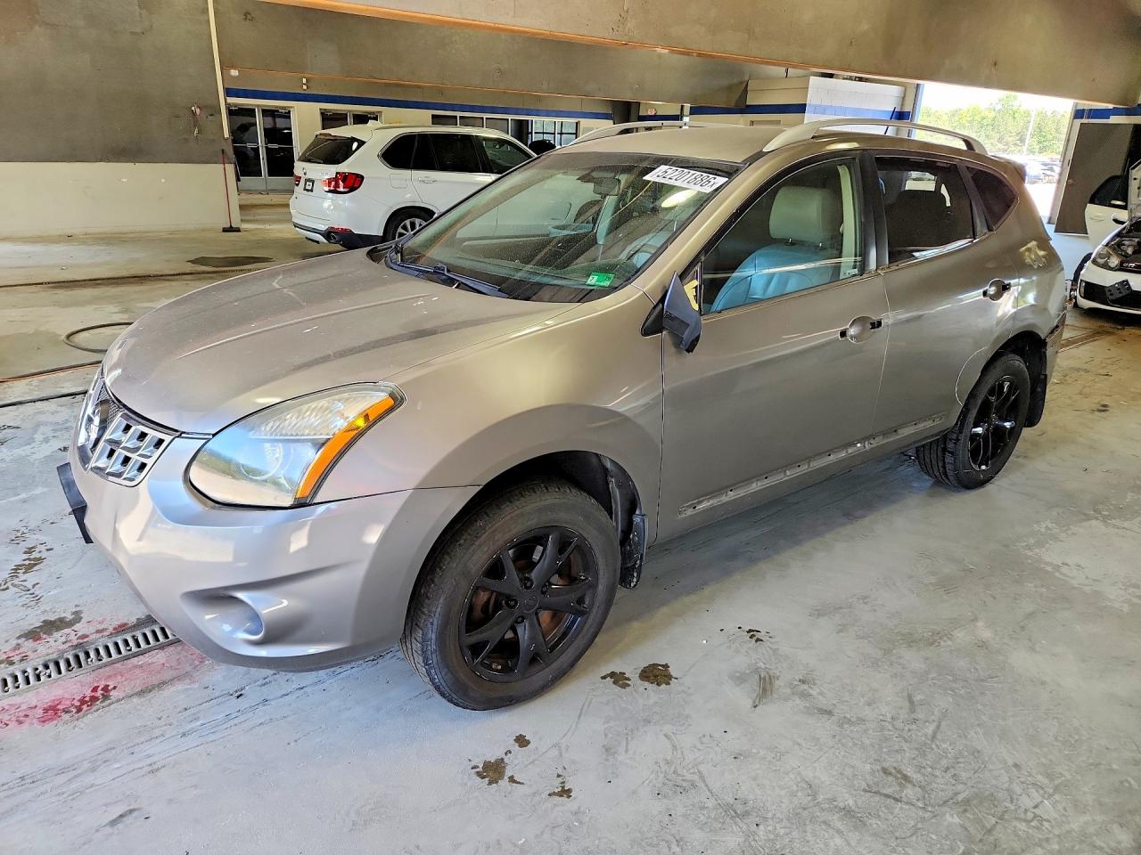 2011 NISSAN ROGUE