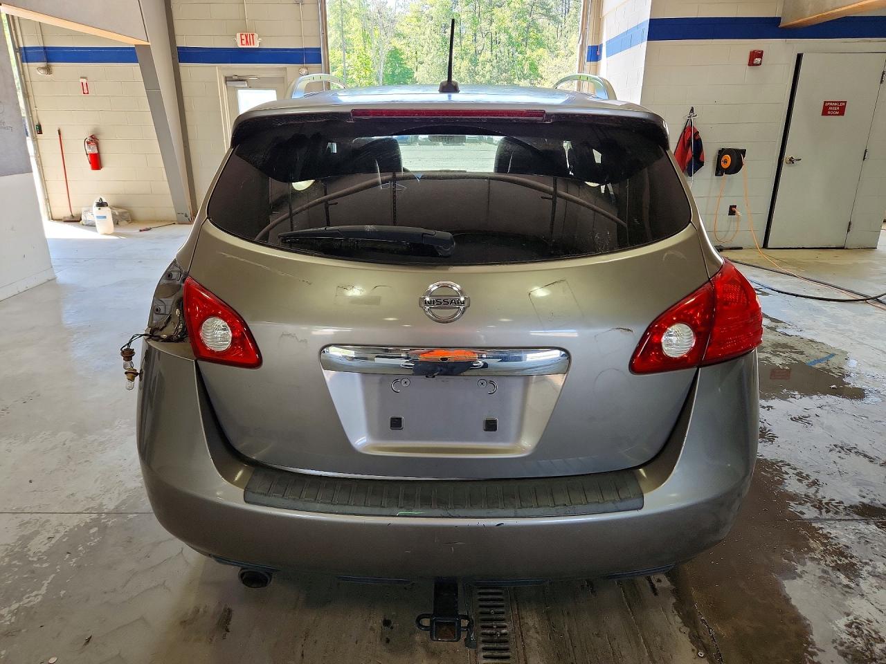 2011 NISSAN ROGUE S photo 16