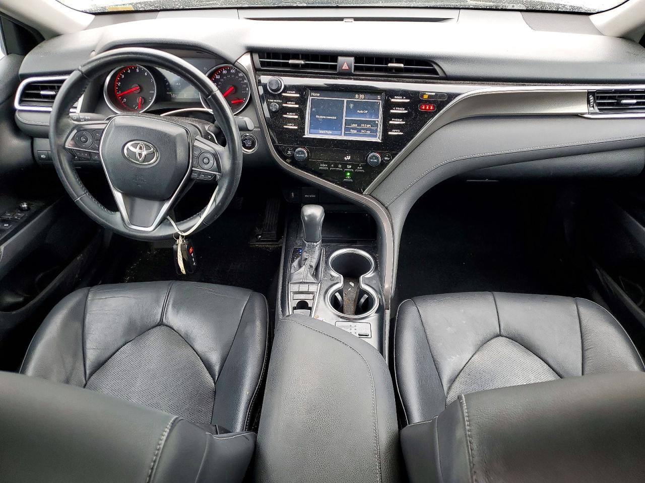 2018 TOYOTA CAMRY XSE photo 22