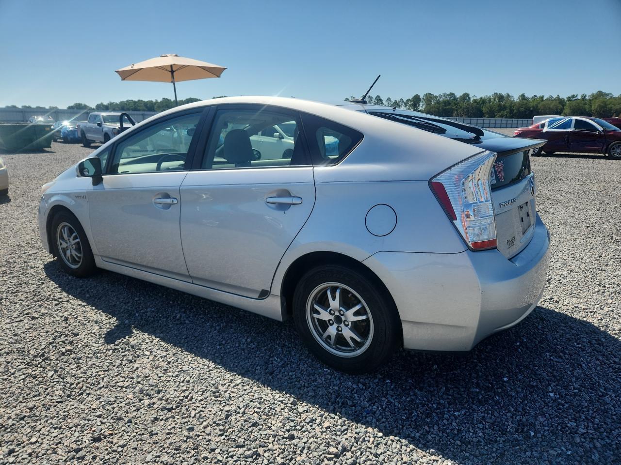 2010 TOYOTA PRIUS photo 3