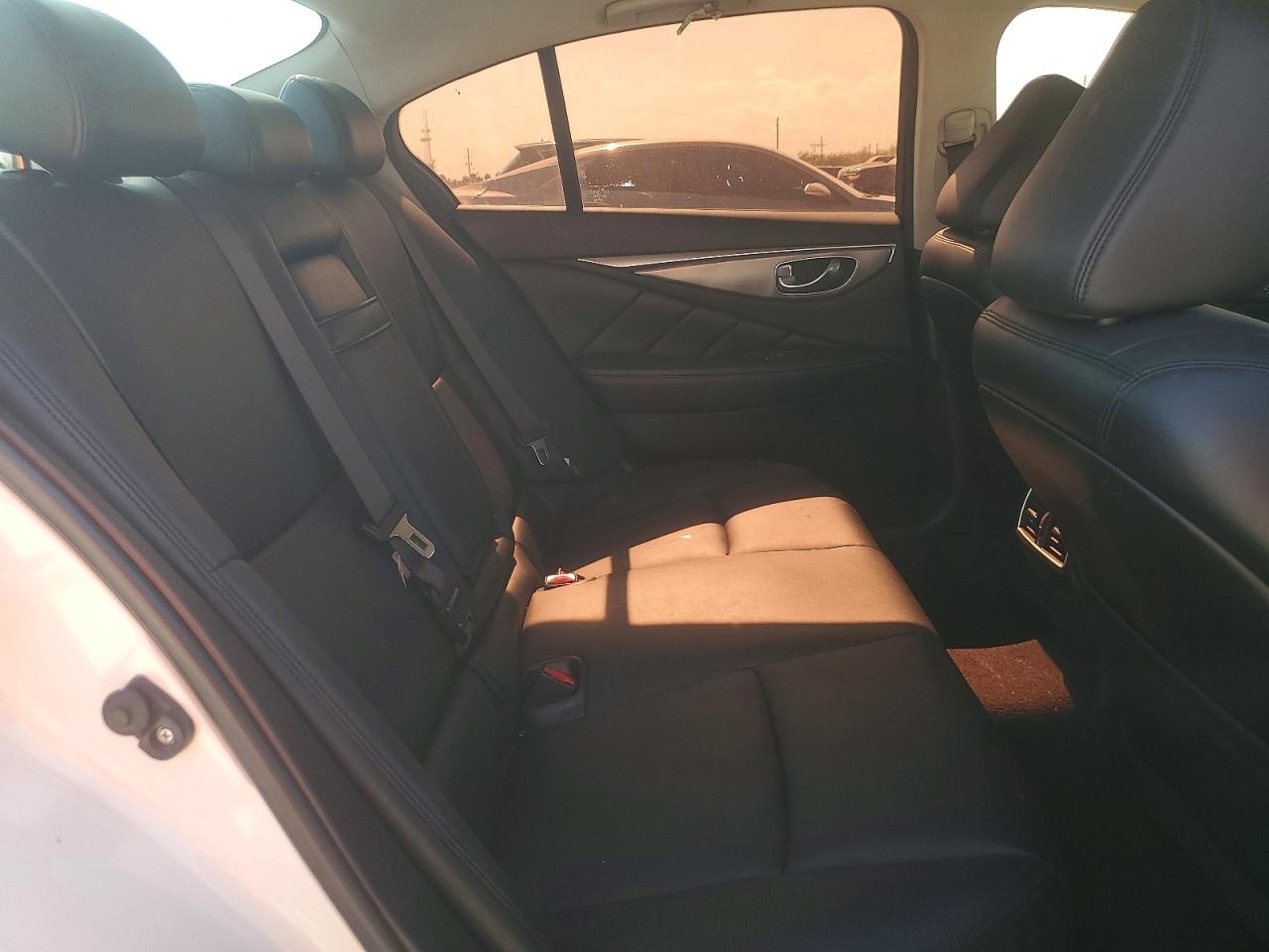 2015 INFINITI Q50 PREMIUM photo 28