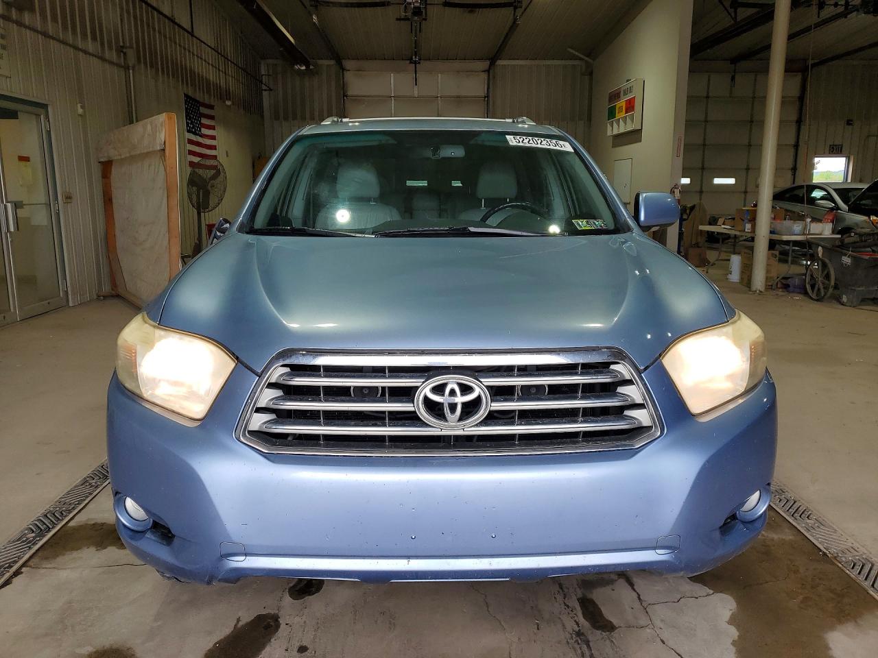2010 TOYOTA HIGHLANDER LIMITED photo 13