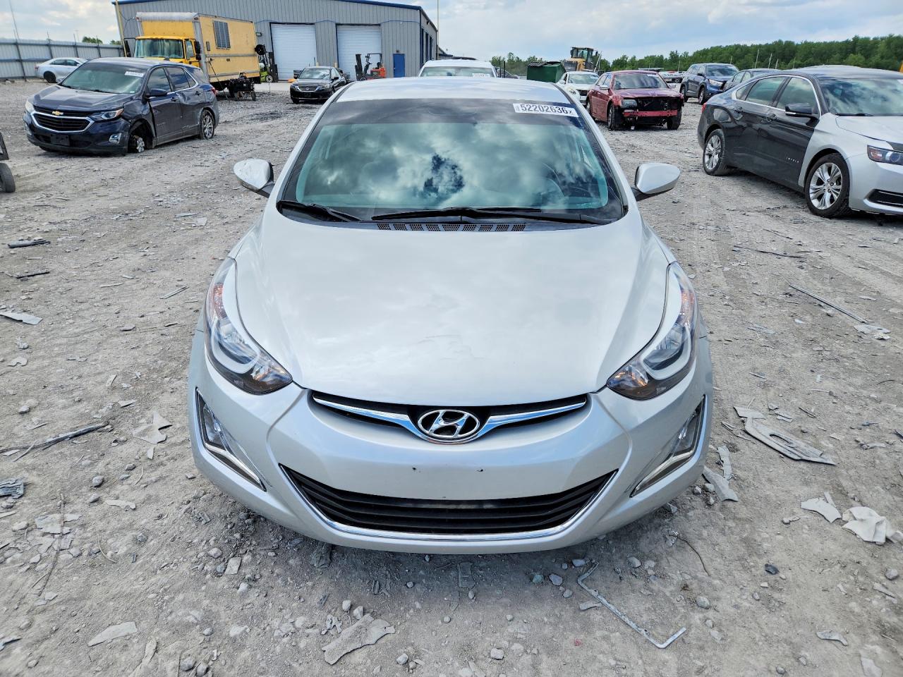 2016 HYUNDAI ELANTRA SE photo 13