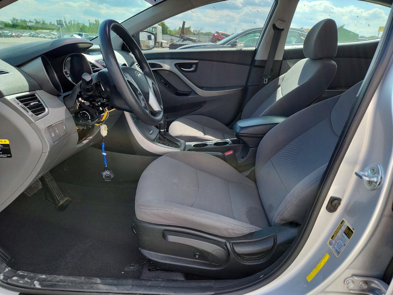 2016 HYUNDAI ELANTRA SE photo 19