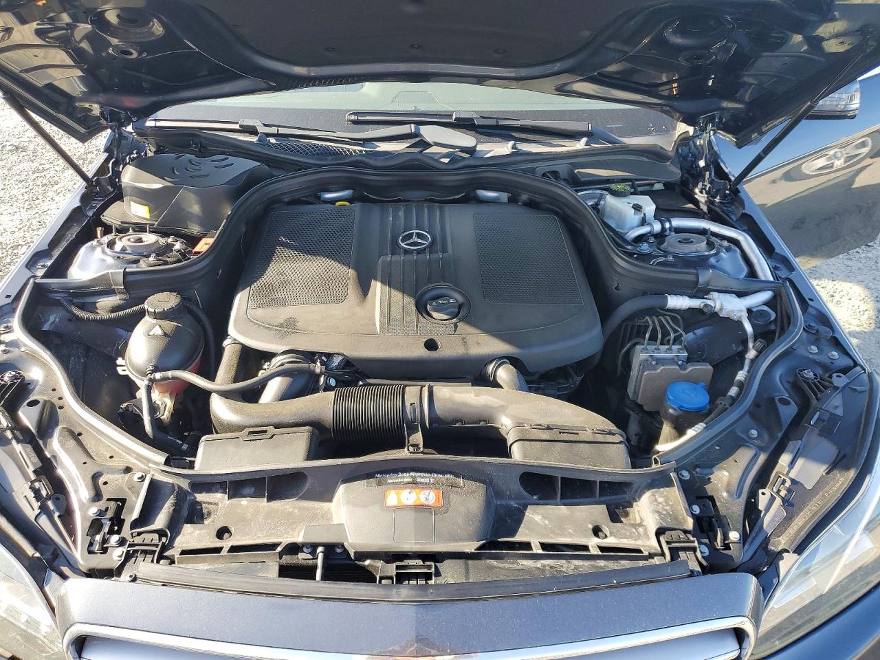 2014 MERCEDES-BENZ E 250 BLUETEC photo 21