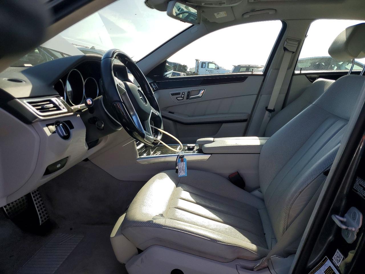 2014 MERCEDES-BENZ E 250 BLUETEC photo 13