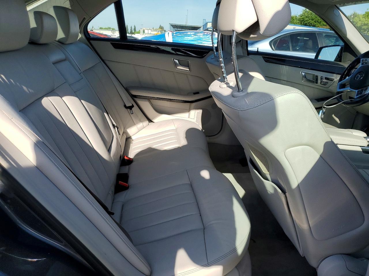 2014 MERCEDES-BENZ E 250 BLUETEC photo 19