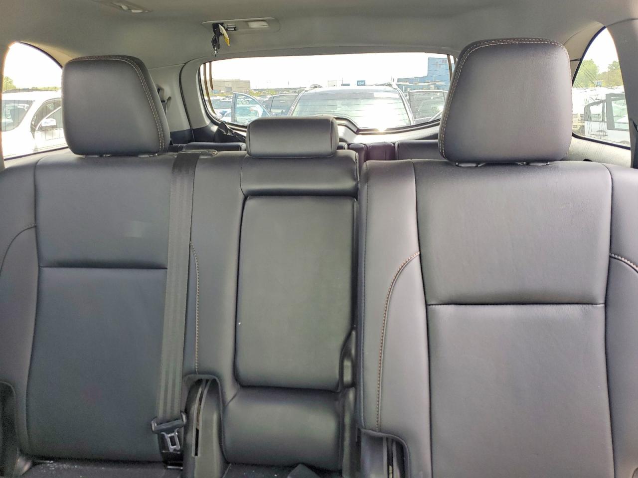 2019 TOYOTA HIGHLANDER HYBRID XLE photo 19
