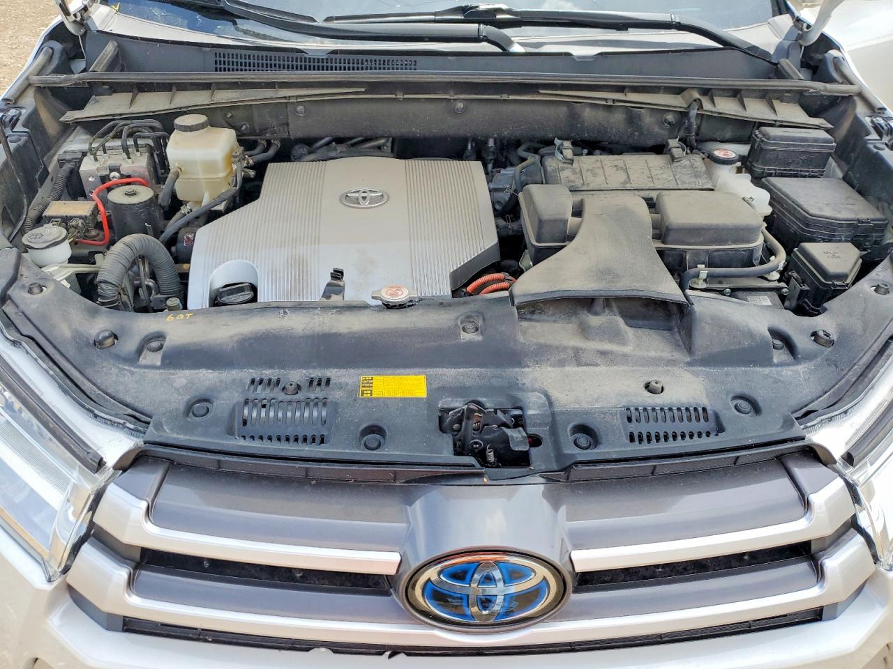 2019 TOYOTA HIGHLANDER HYBRID XLE photo 23