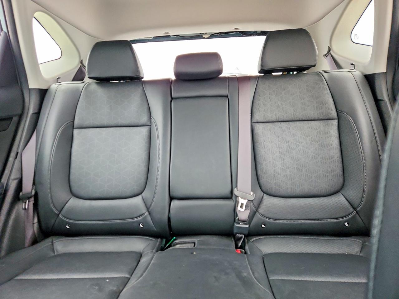 2025 KIA SELTOS EX photo 10