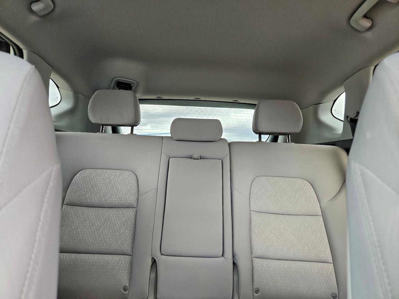 2018 HYUNDAI TUCSON SEL photo 10