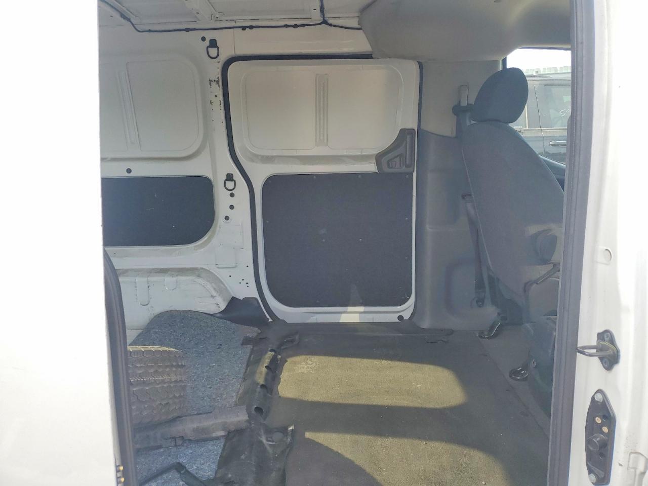 2021 NISSAN NV200 SV photo 19