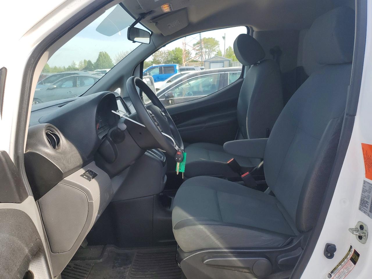 2021 NISSAN NV200 SV photo 13