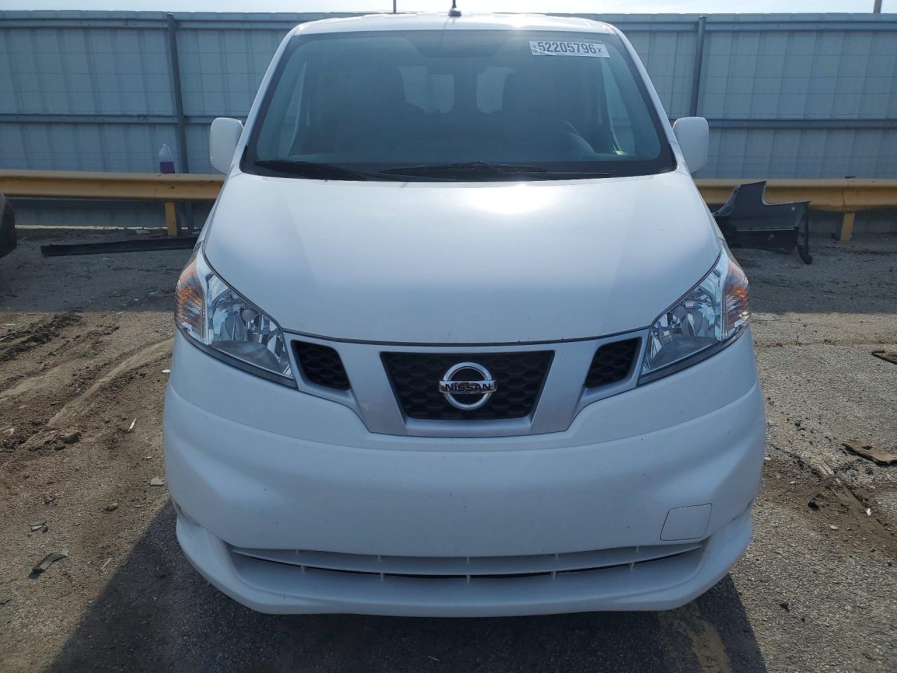 2021 NISSAN NV200 SV photo 9