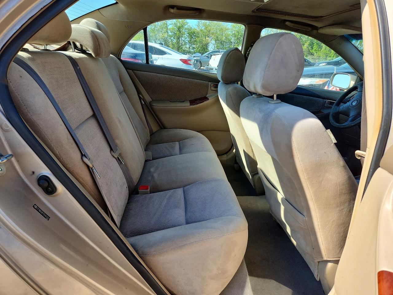2005 TOYOTA COROLLA LE photo 10