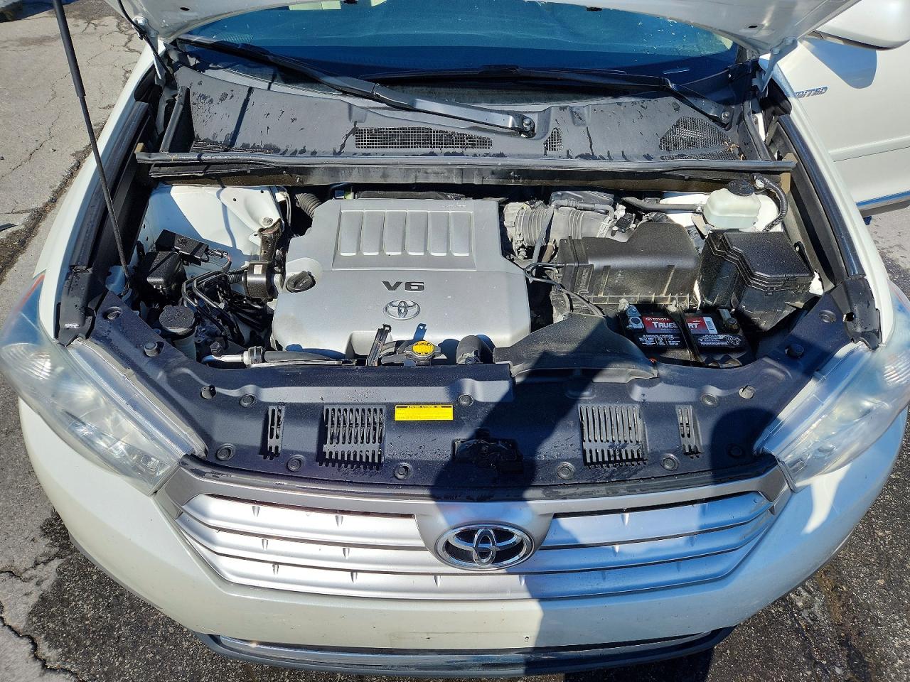 2013 TOYOTA HIGHLANDER LIMITED photo 23