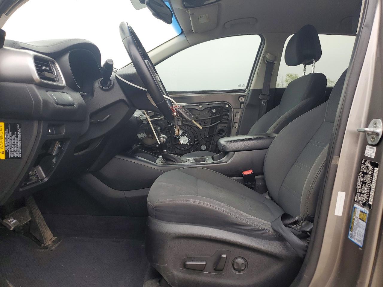 2016 KIA SORENTO LX photo 13