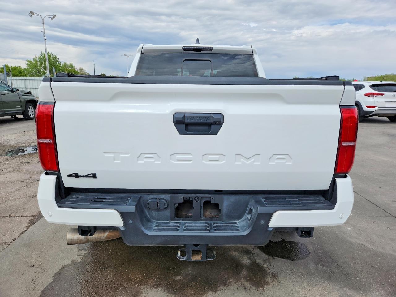 2024 TOYOTA TACOMA TRD SPORT photo 6