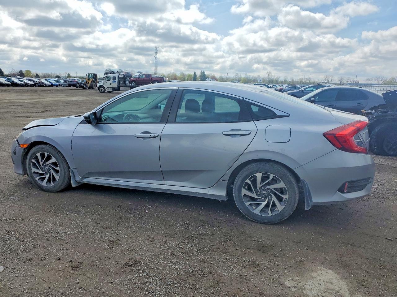 2016 HONDA CIVIC EX photo 4