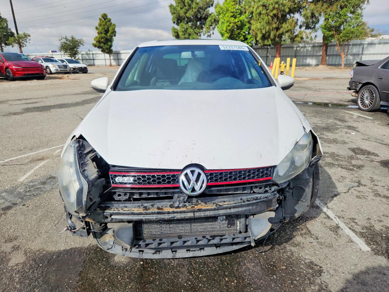 2013 VOLKSWAGEN GTI photo 13