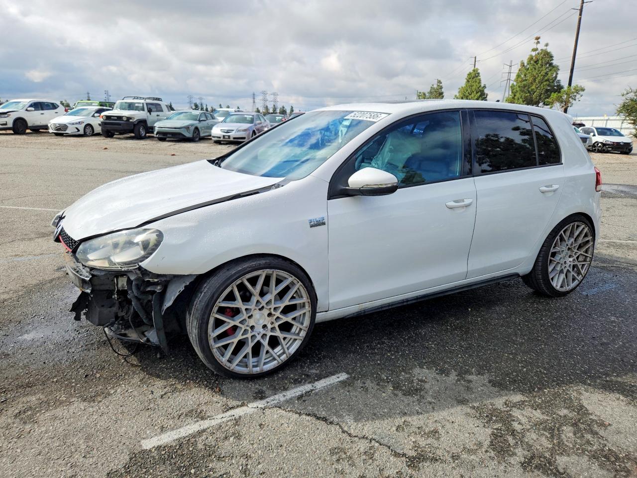 2013 VOLKSWAGEN GTI
