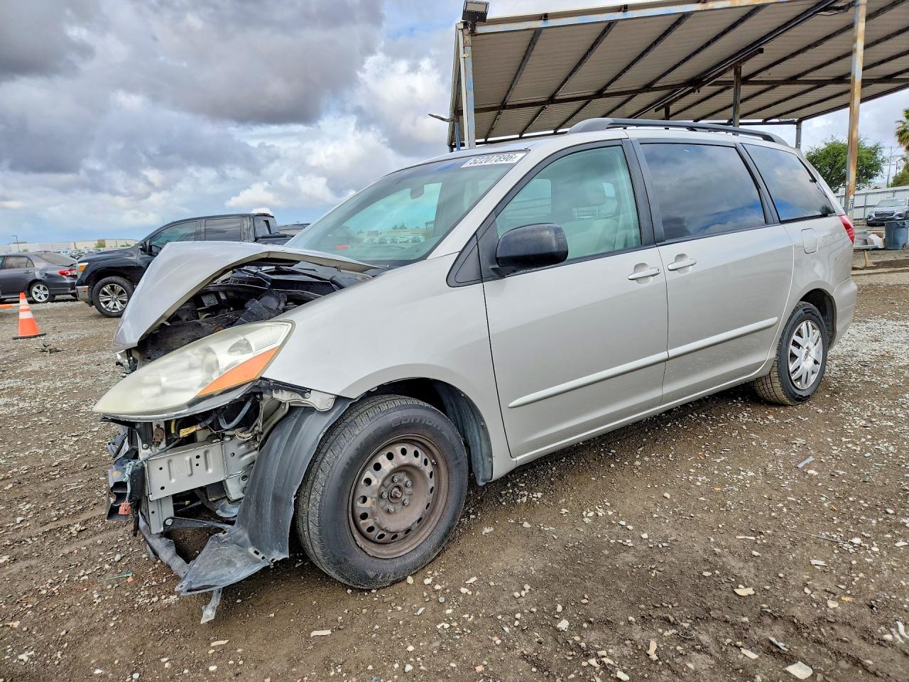 2009 TOYOTA SIENNA