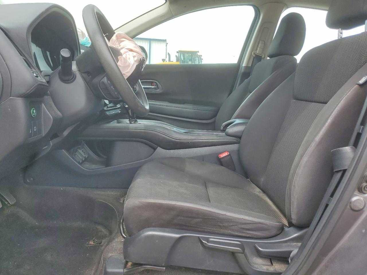2016 HONDA HR-V LX photo 13
