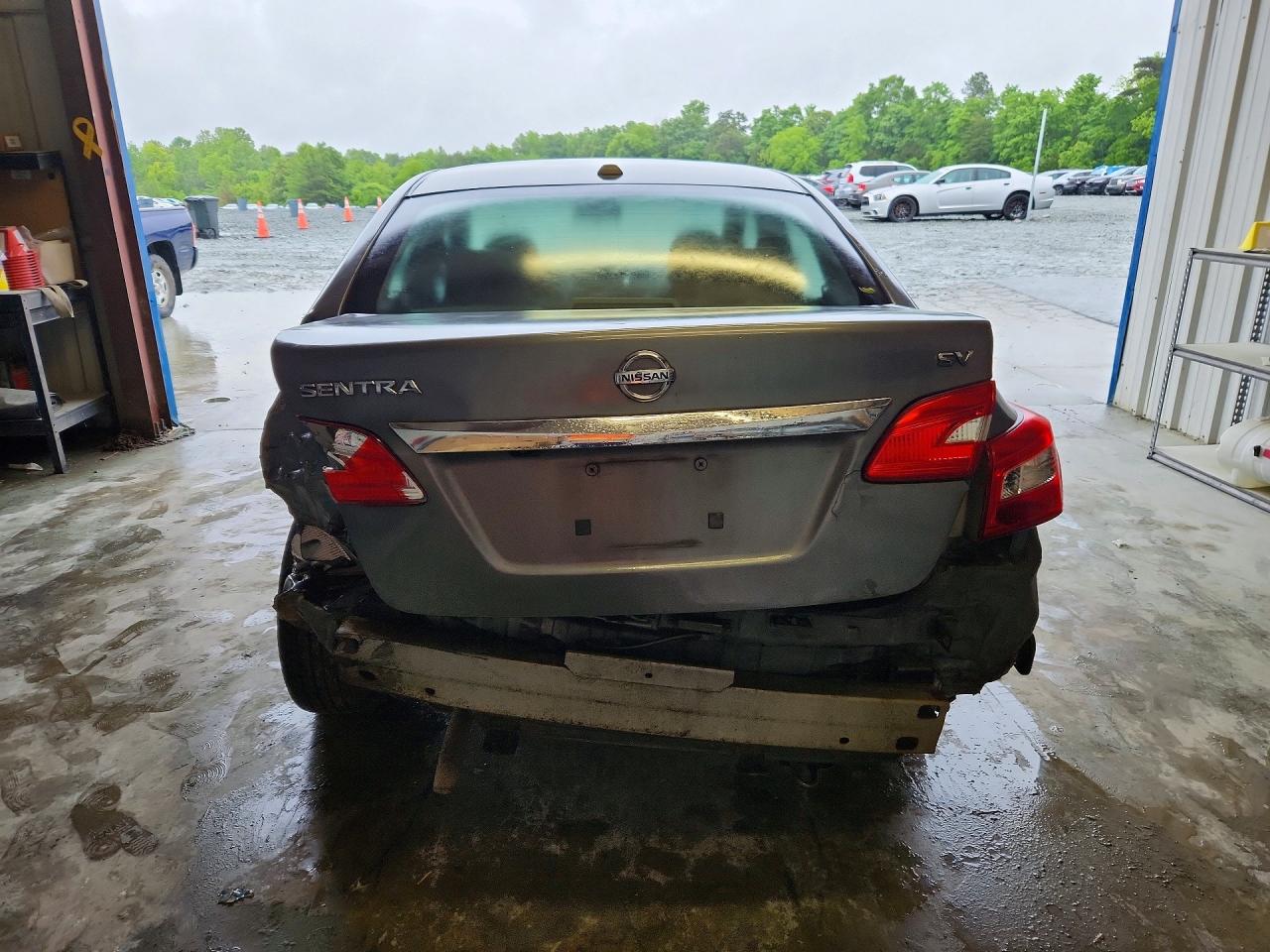 2016 NISSAN SENTRA SV photo 11