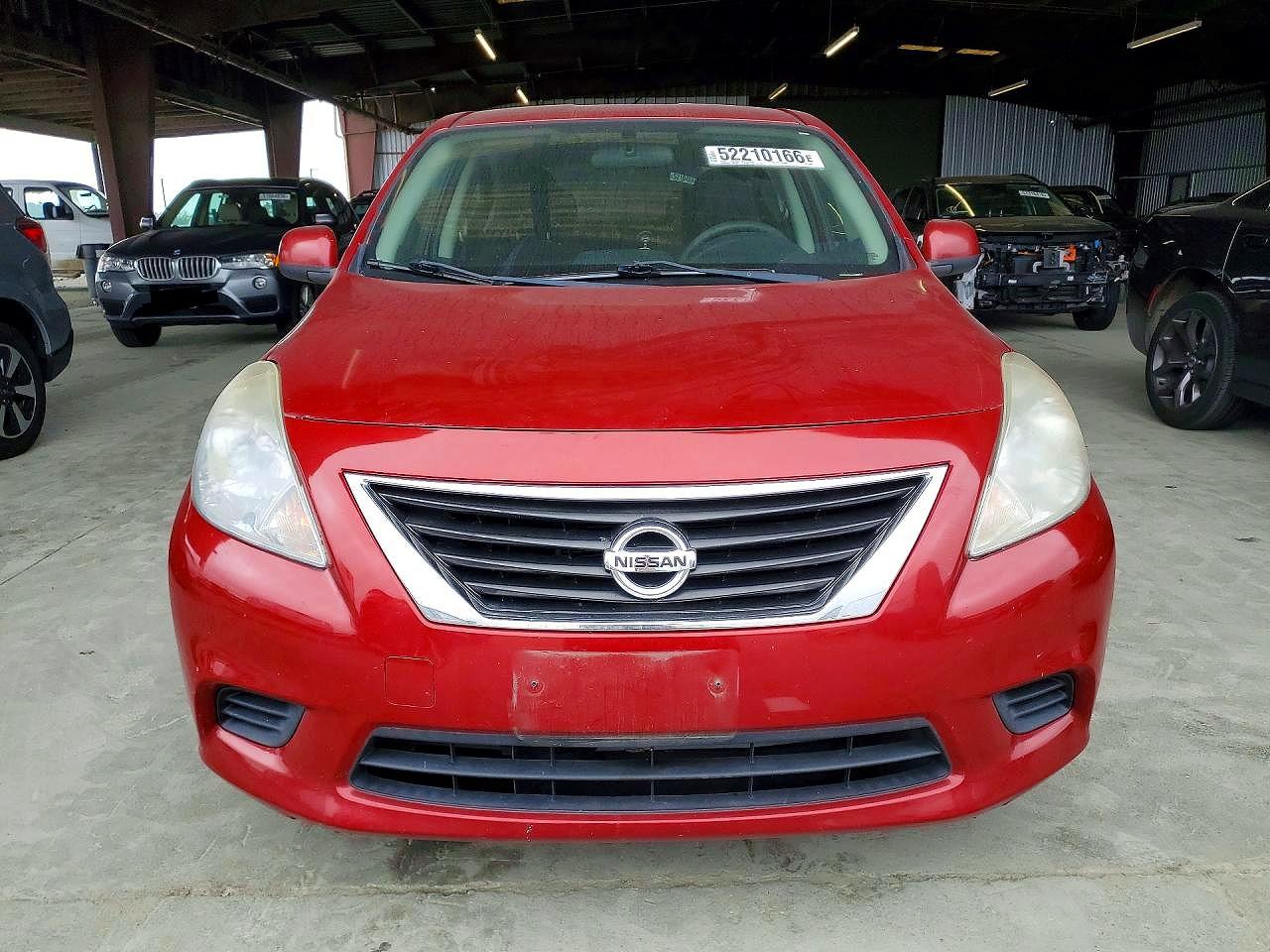 2014 NISSAN VERSA 1.6 SV photo 9