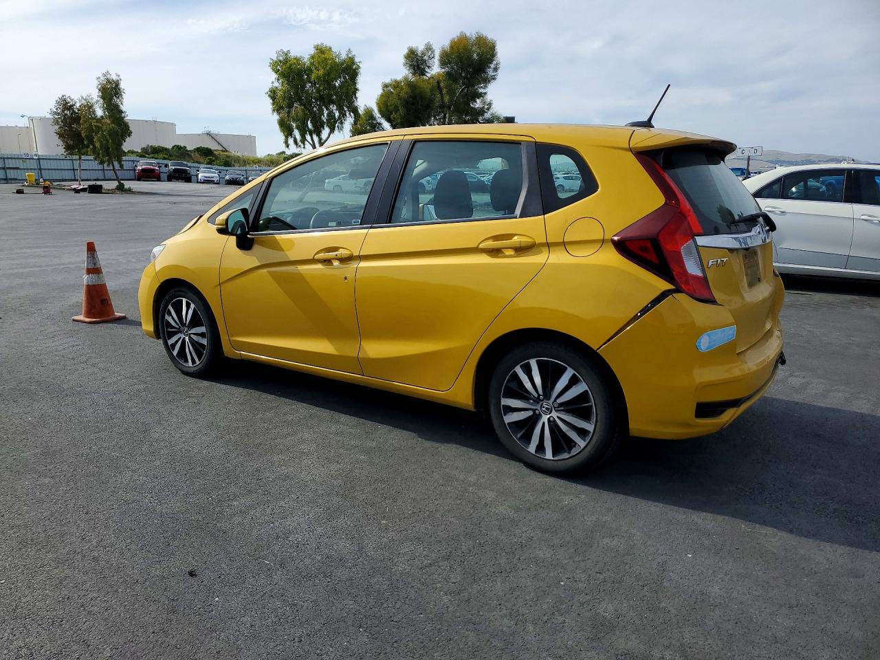 2018 HONDA FIT EX photo 3