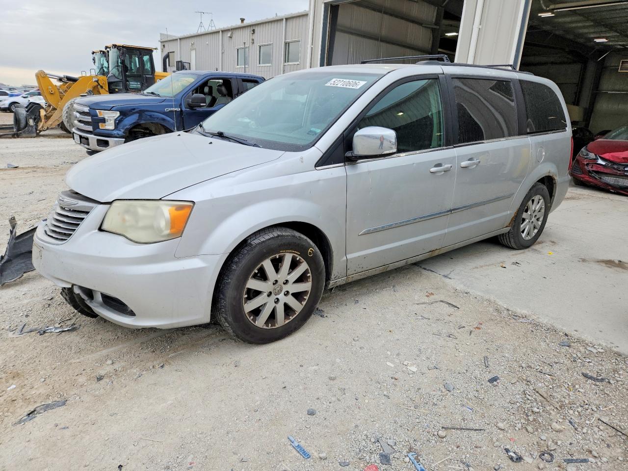 2011 CHRYSLER TOWN & COUNTRY