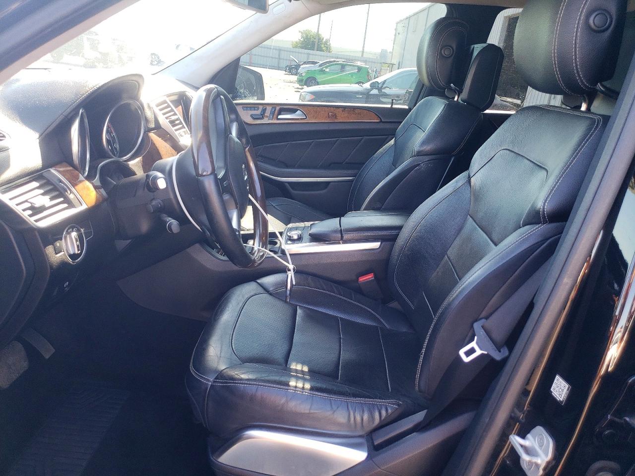 2014 MERCEDES-BENZ GL 550 4MATIC photo 13