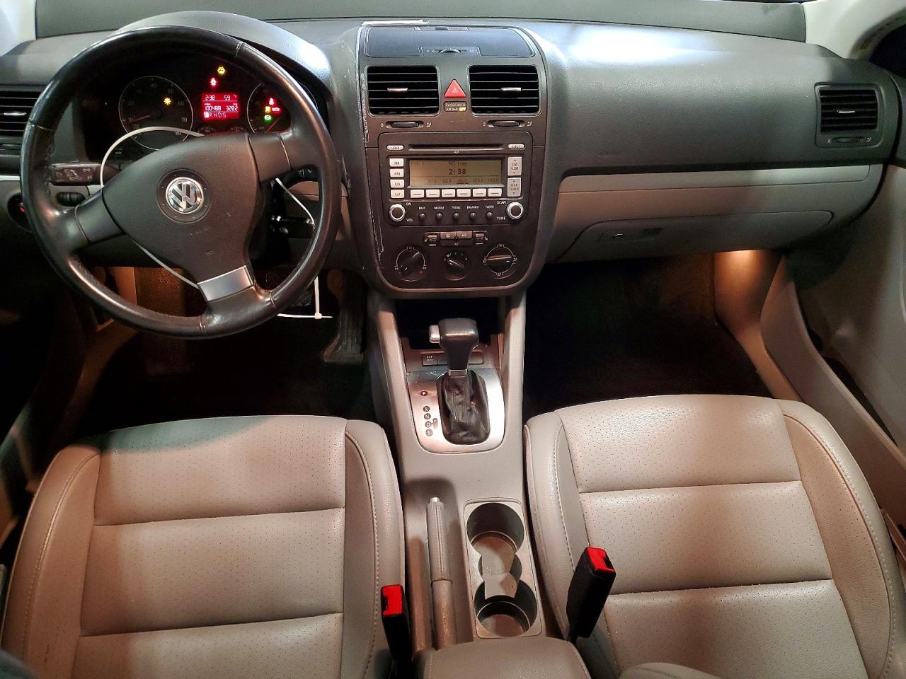 2008 VOLKSWAGEN JETTA SE photo 8