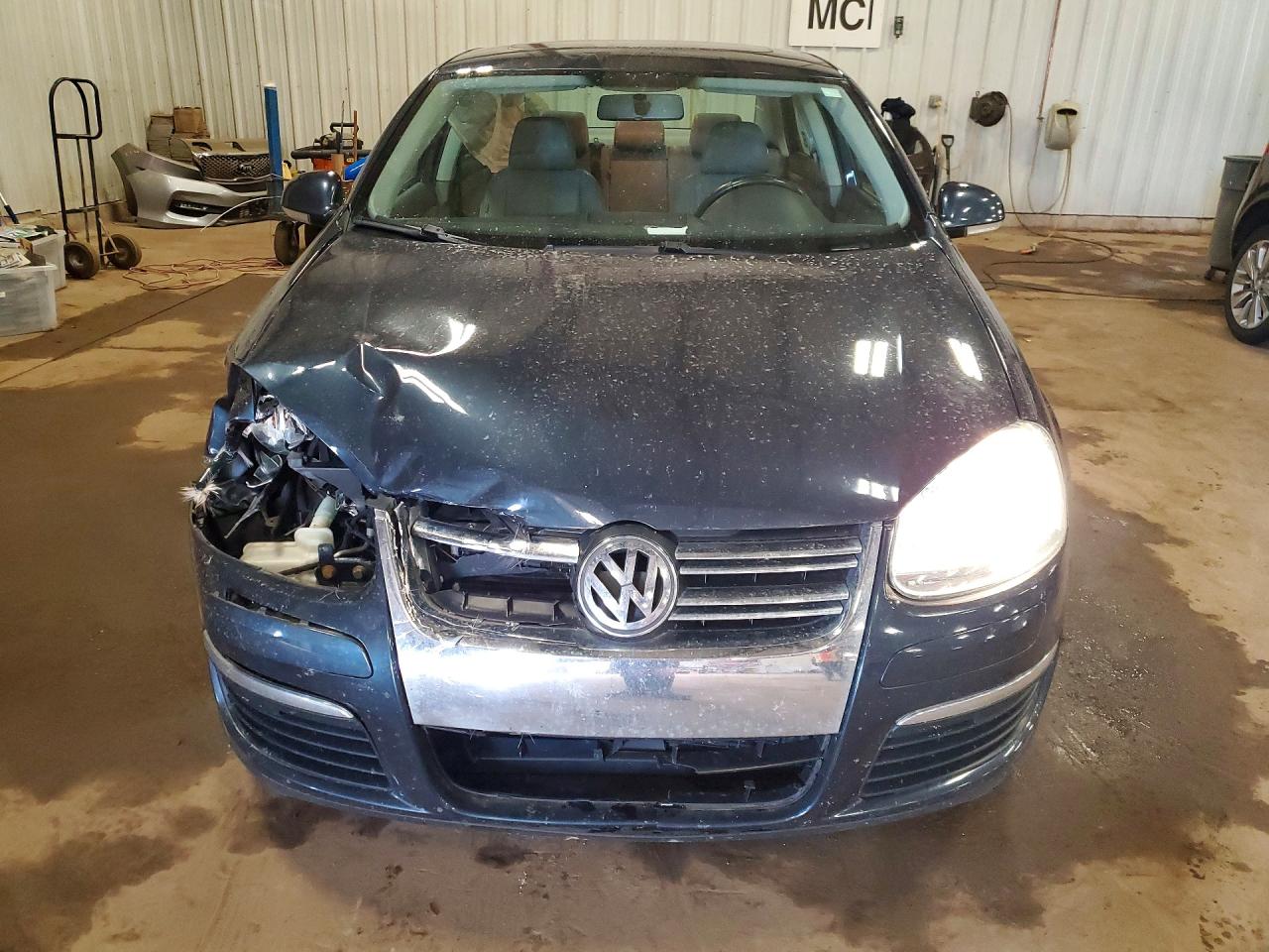 2008 VOLKSWAGEN JETTA SE photo 5