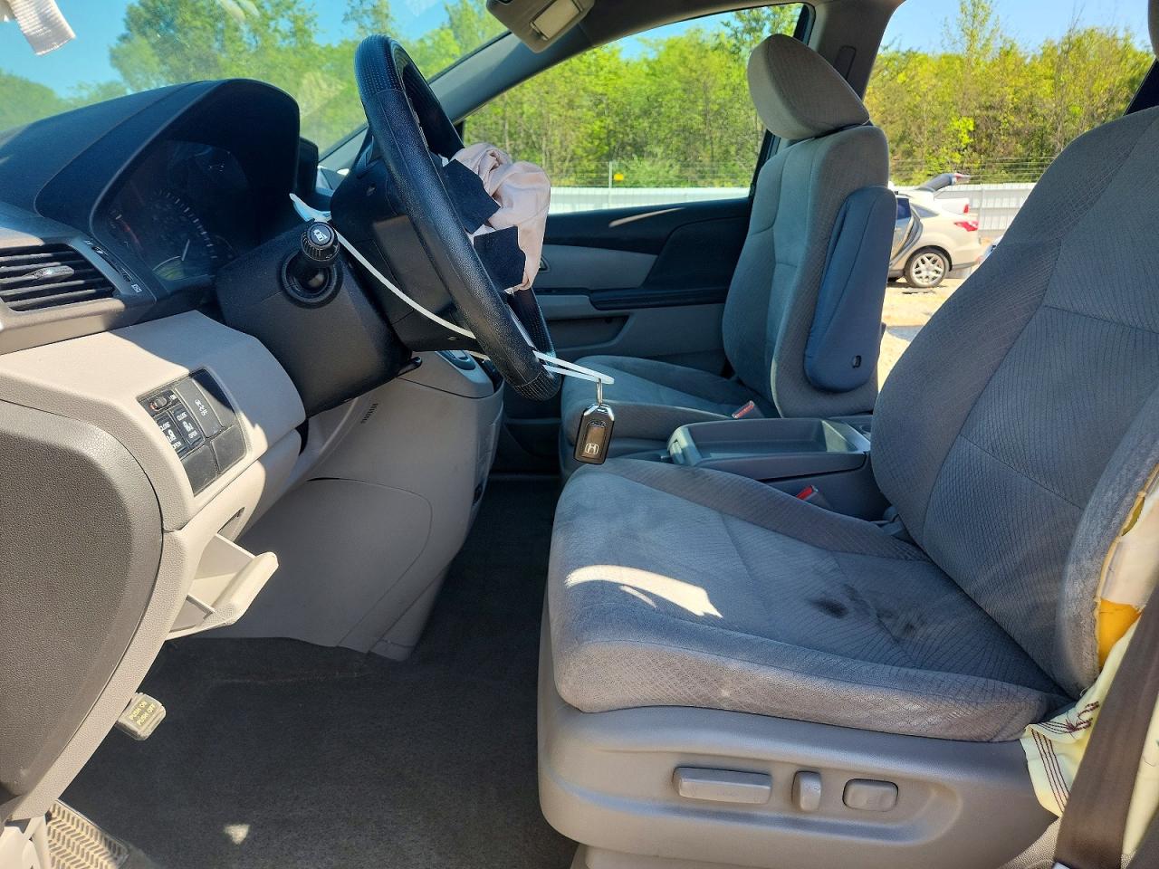 2016 HONDA ODYSSEY EX photo 13