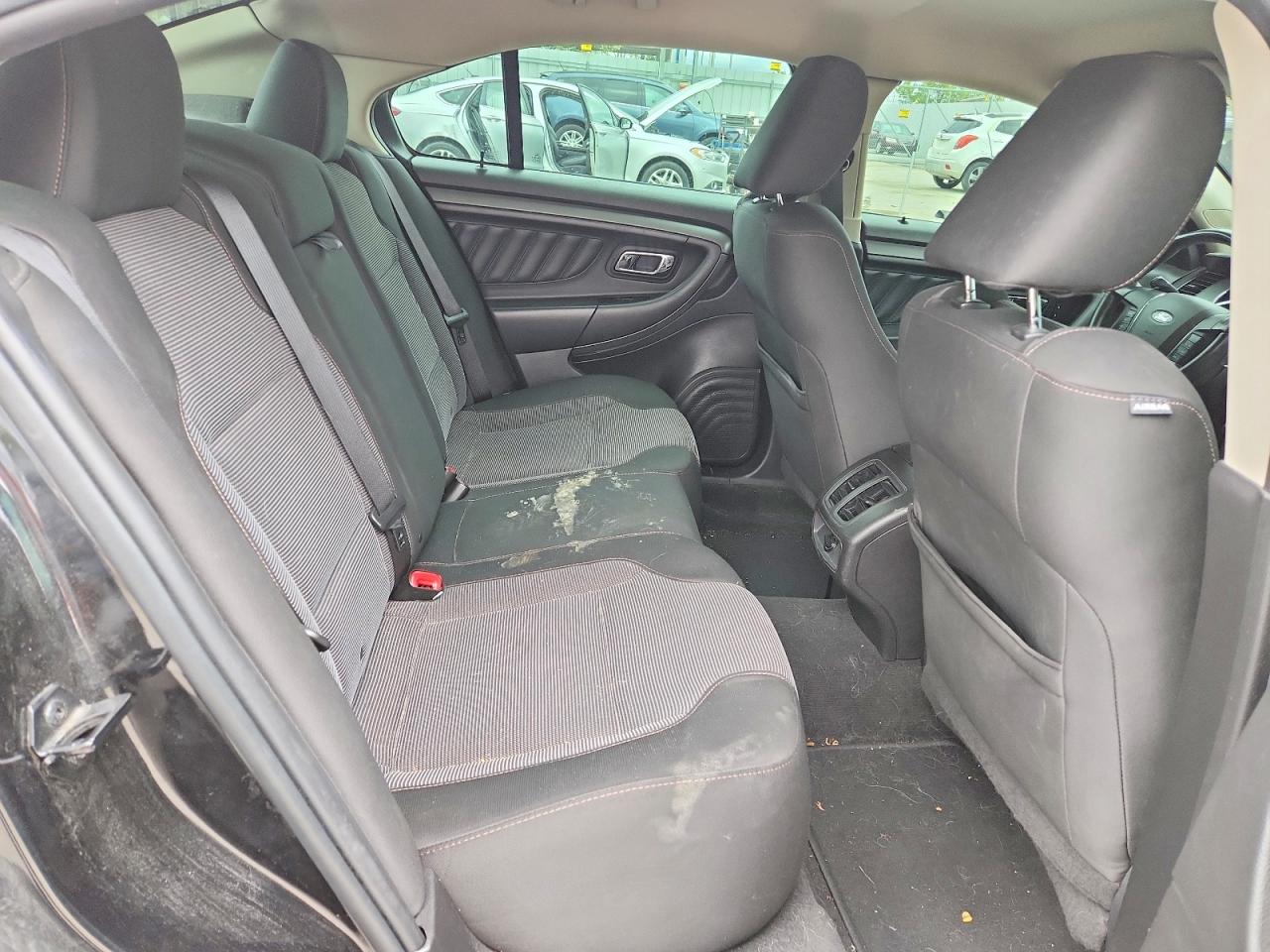 2010 FORD TAURUS SEL photo 10