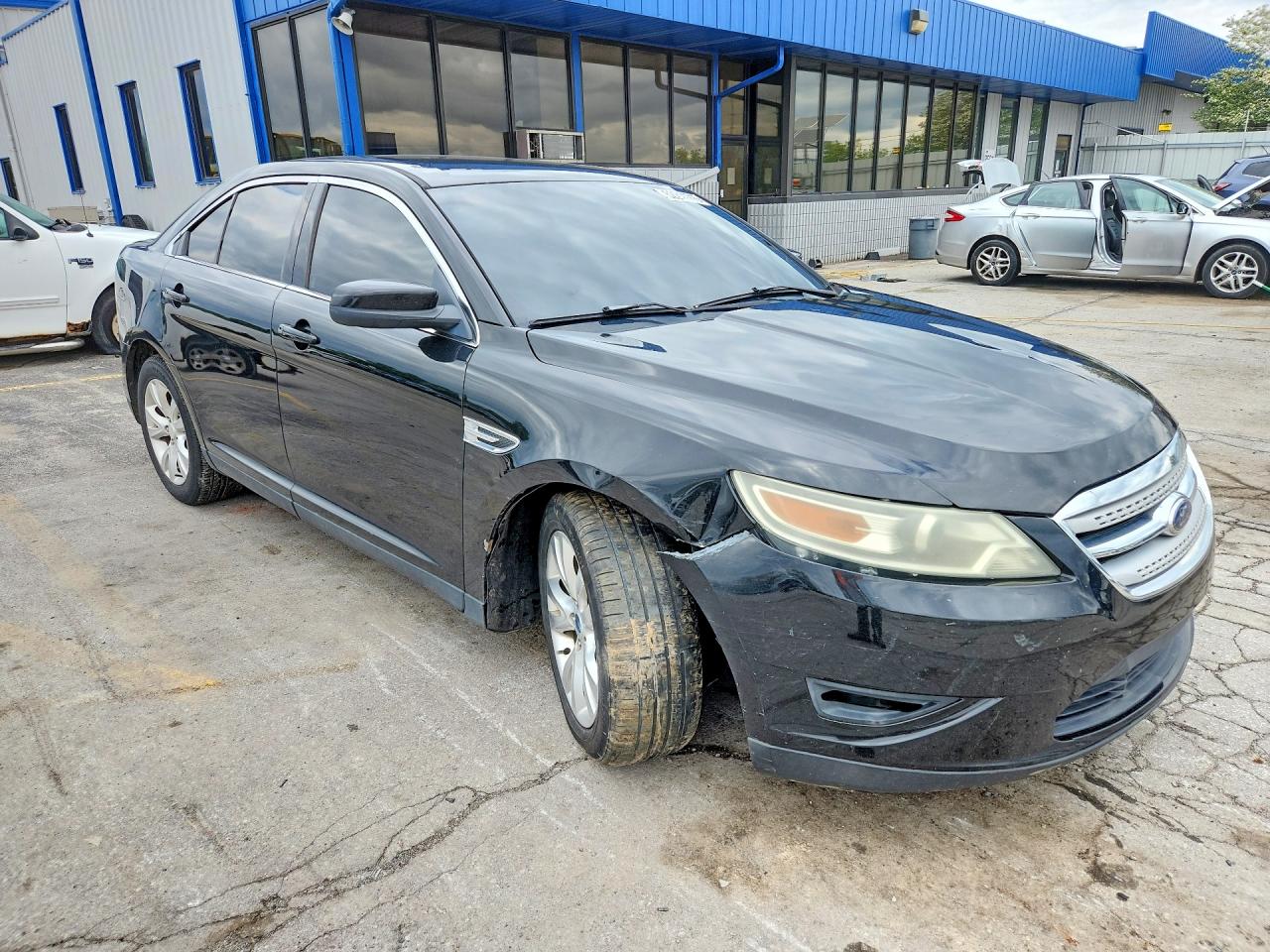 2010 FORD TAURUS SEL photo 4