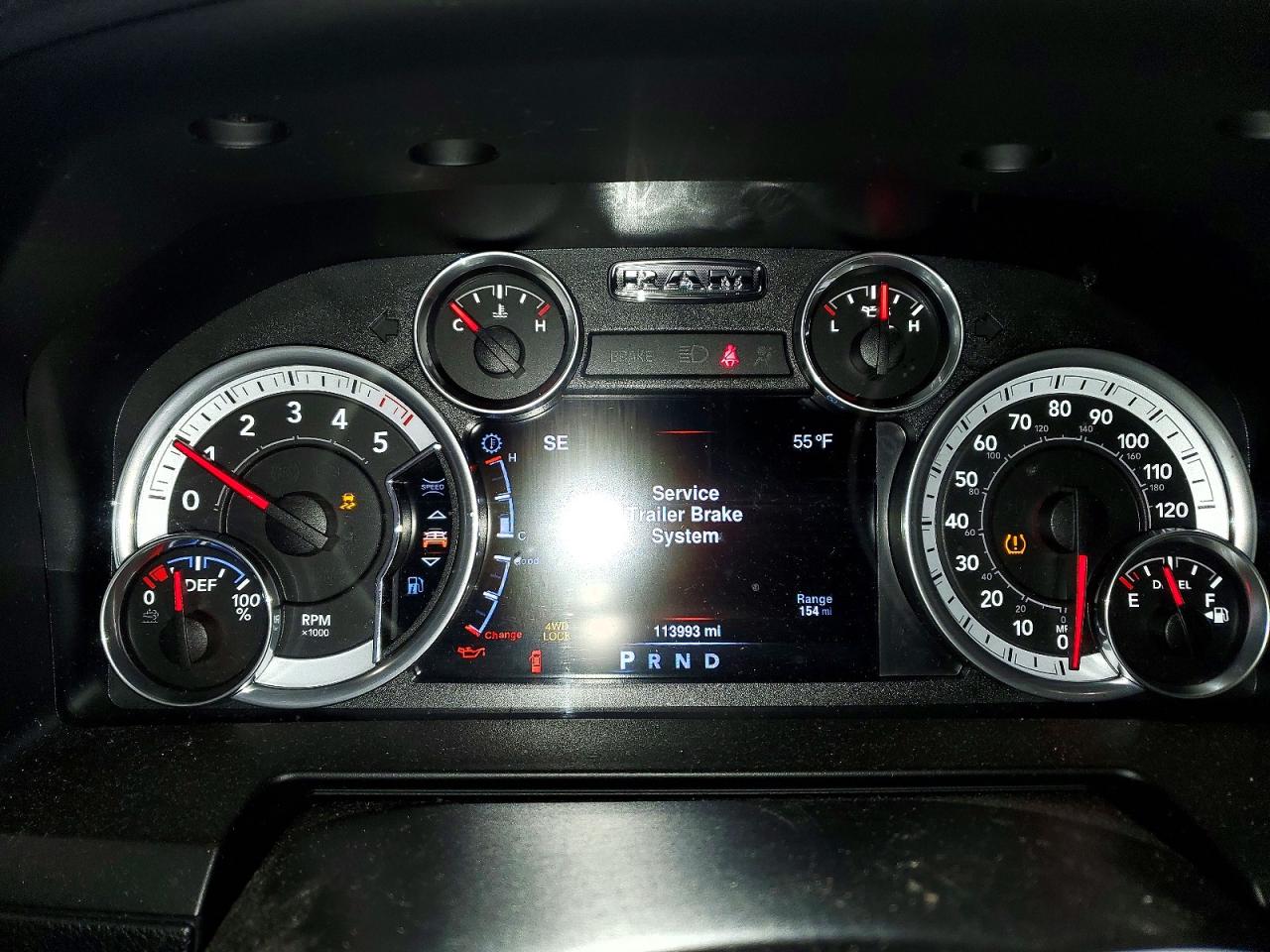 2016 RAM 1500 LARAMIE photo 17