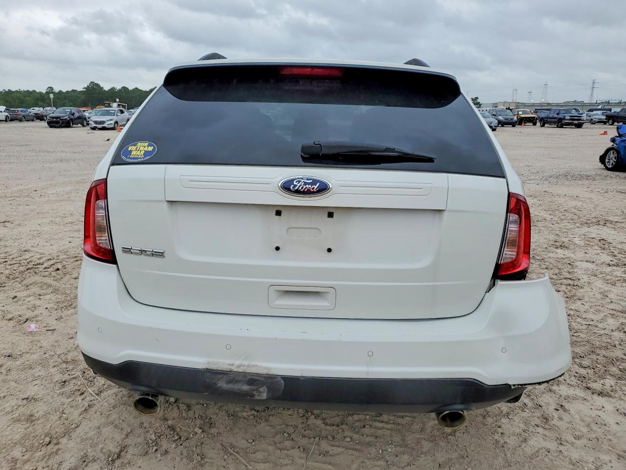 2013 FORD EDGE SE photo 11