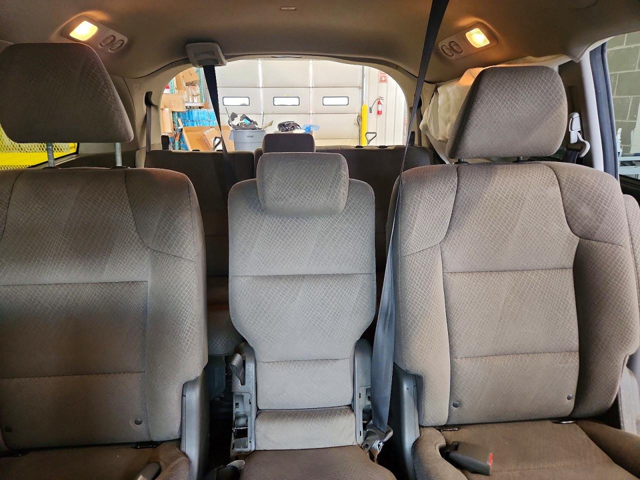 2016 HONDA ODYSSEY SE photo 19
