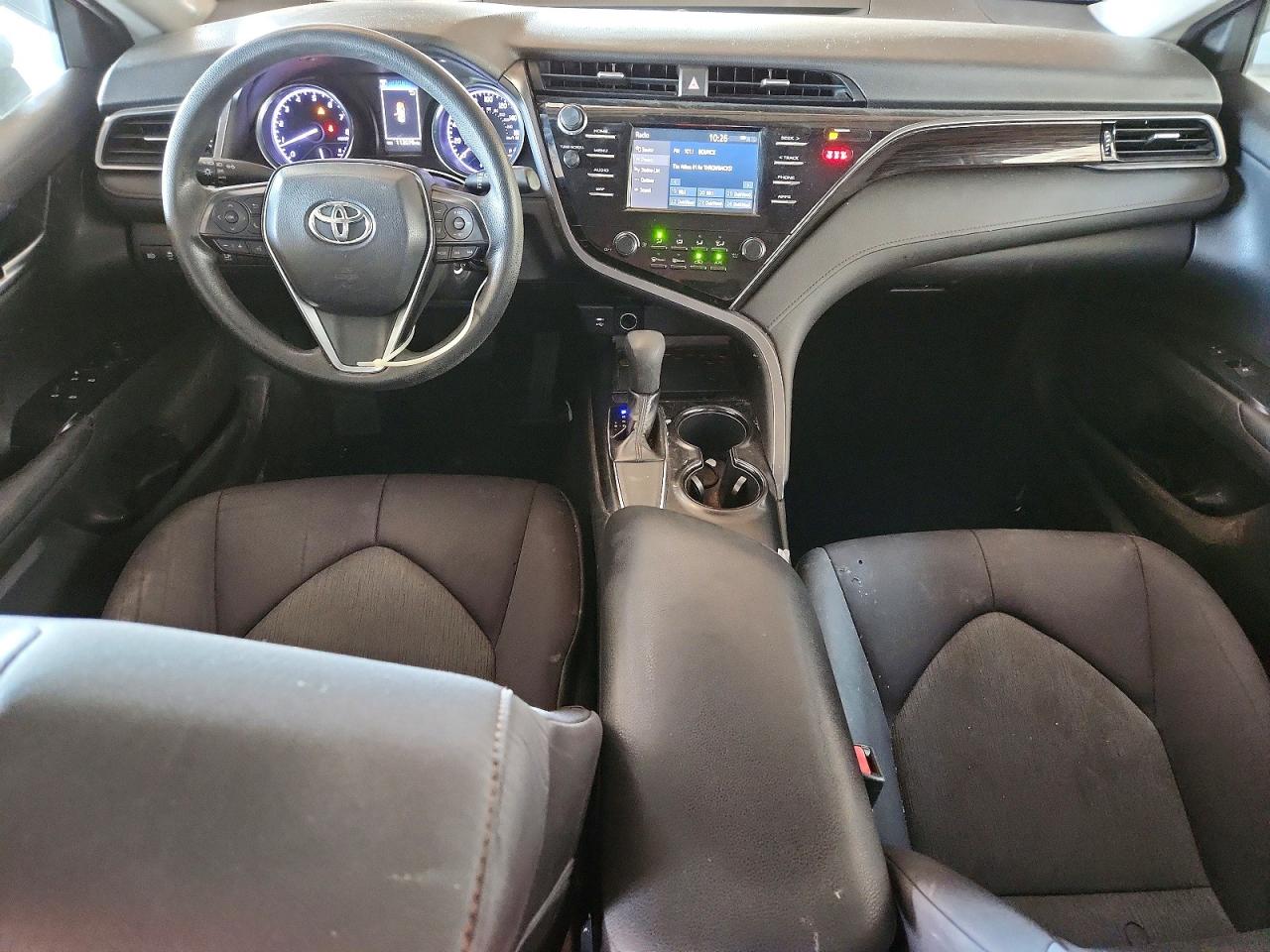2019 TOYOTA CAMRY LE photo 15