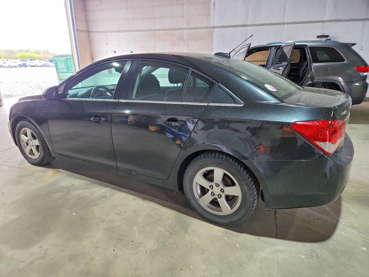 2016 CHEVROLET CRUZE LIMITED LT photo 3