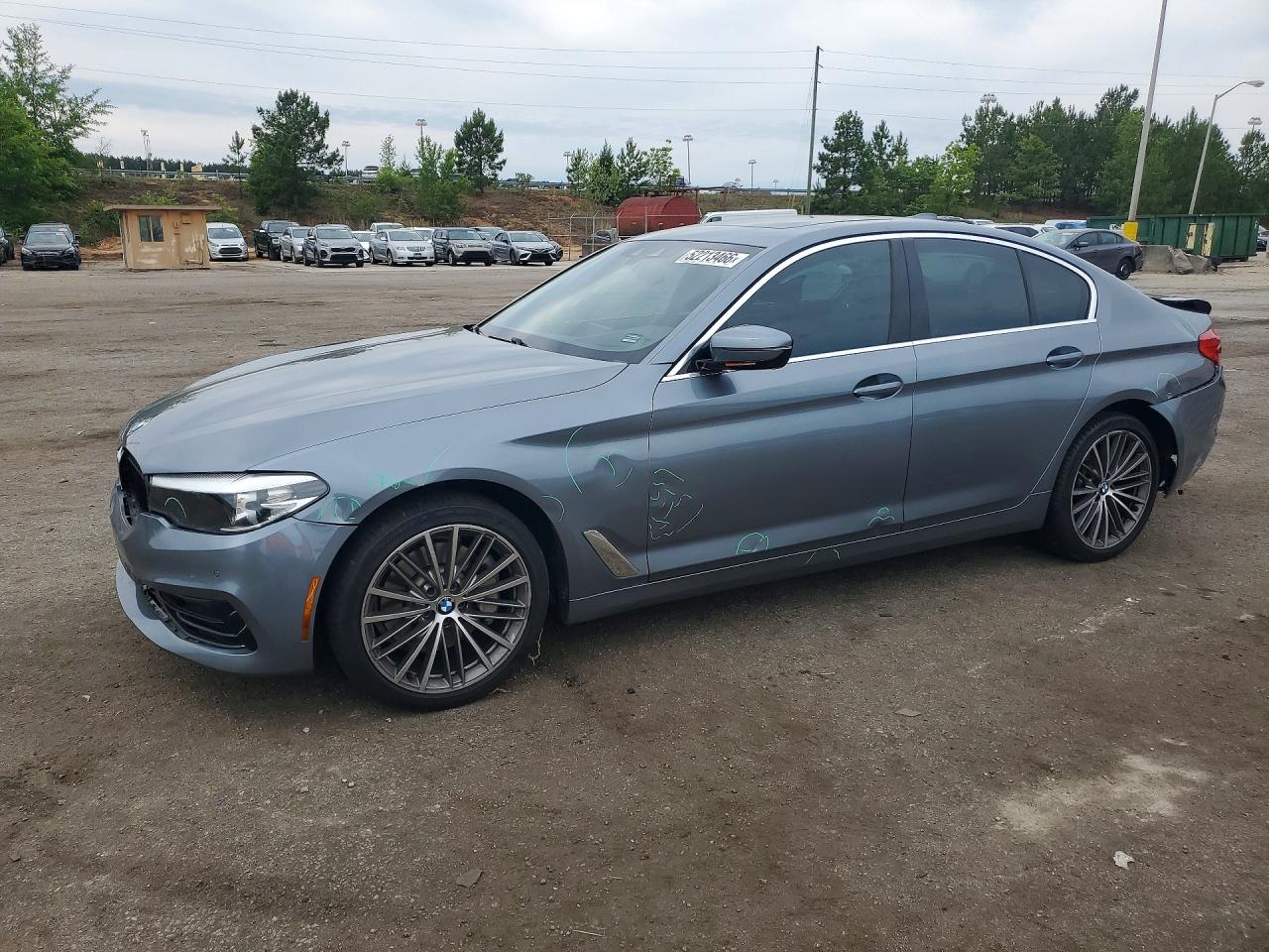 2020 BMW 530