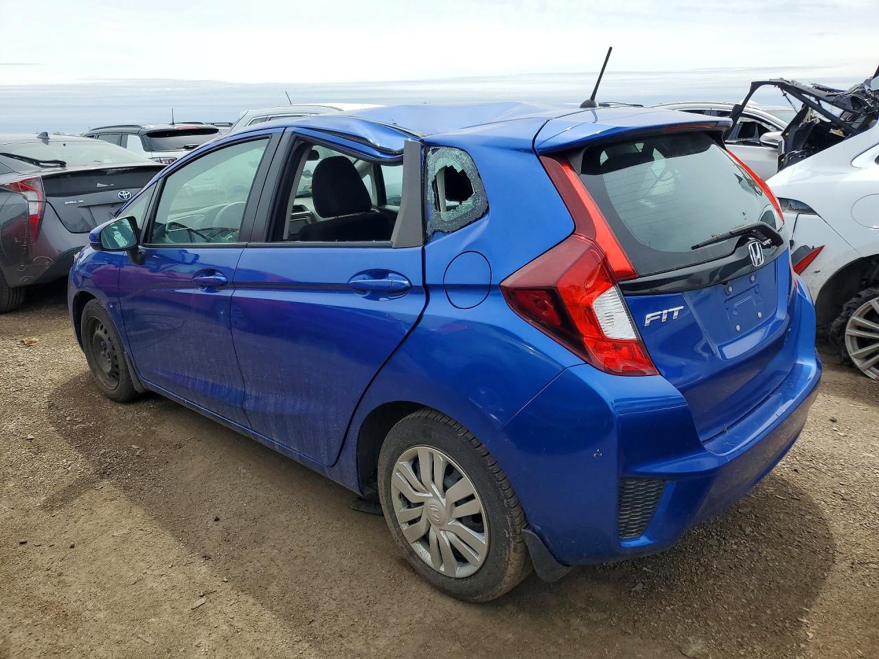 2015 HONDA FIT LX photo 2