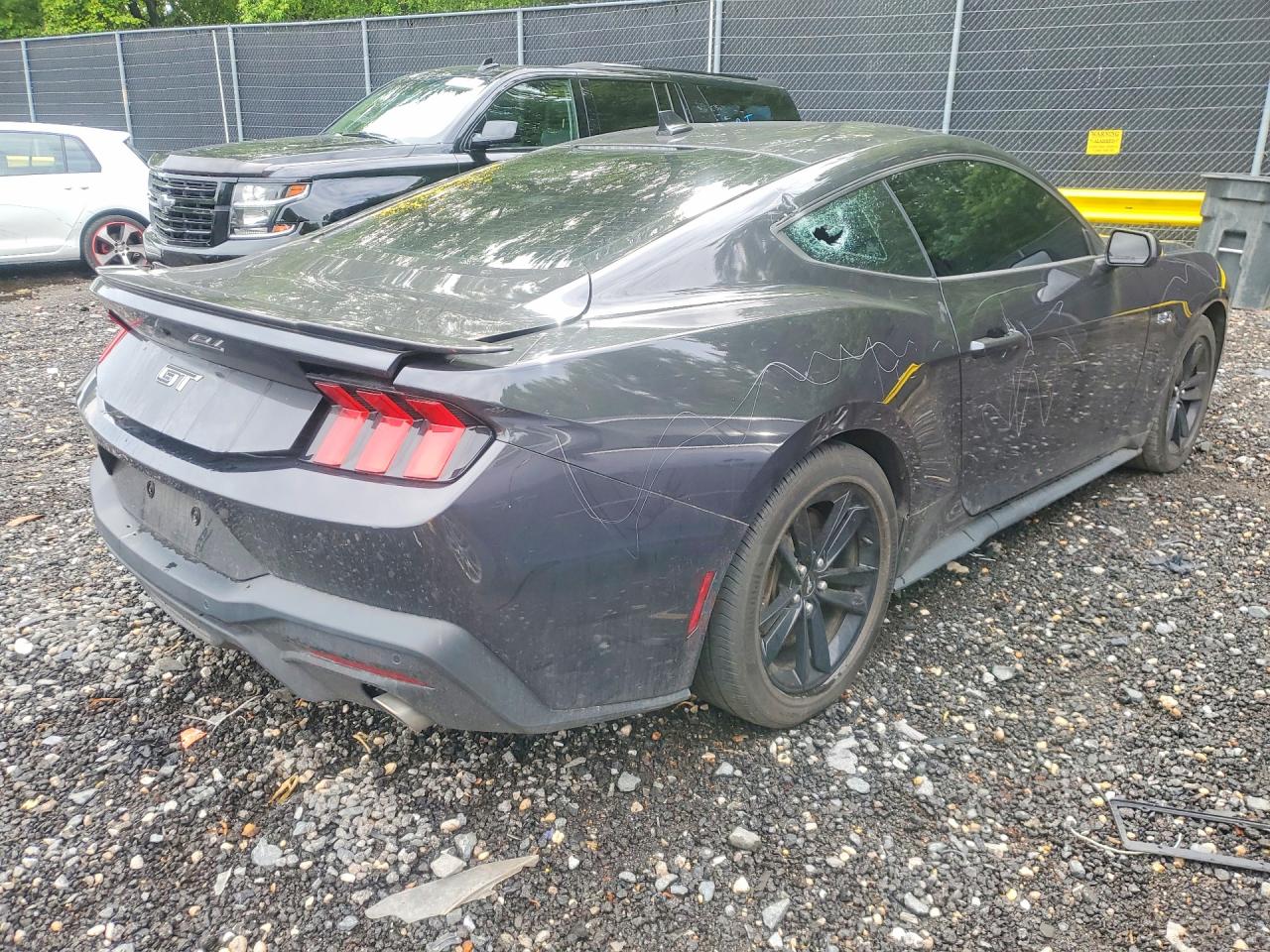 2024 FORD MUSTANG GT photo 7